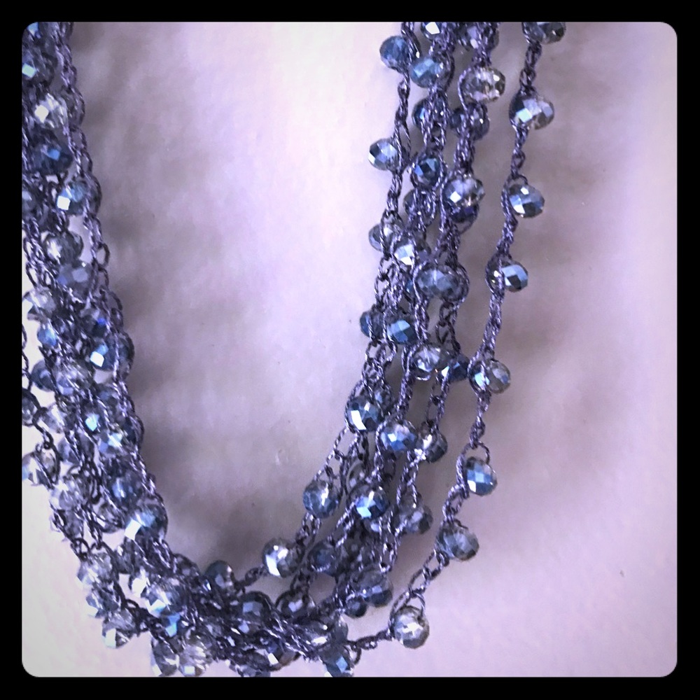 Jules b necklace blue beaded